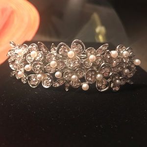 Crystal and Pearl Bridal Wedding Barrette